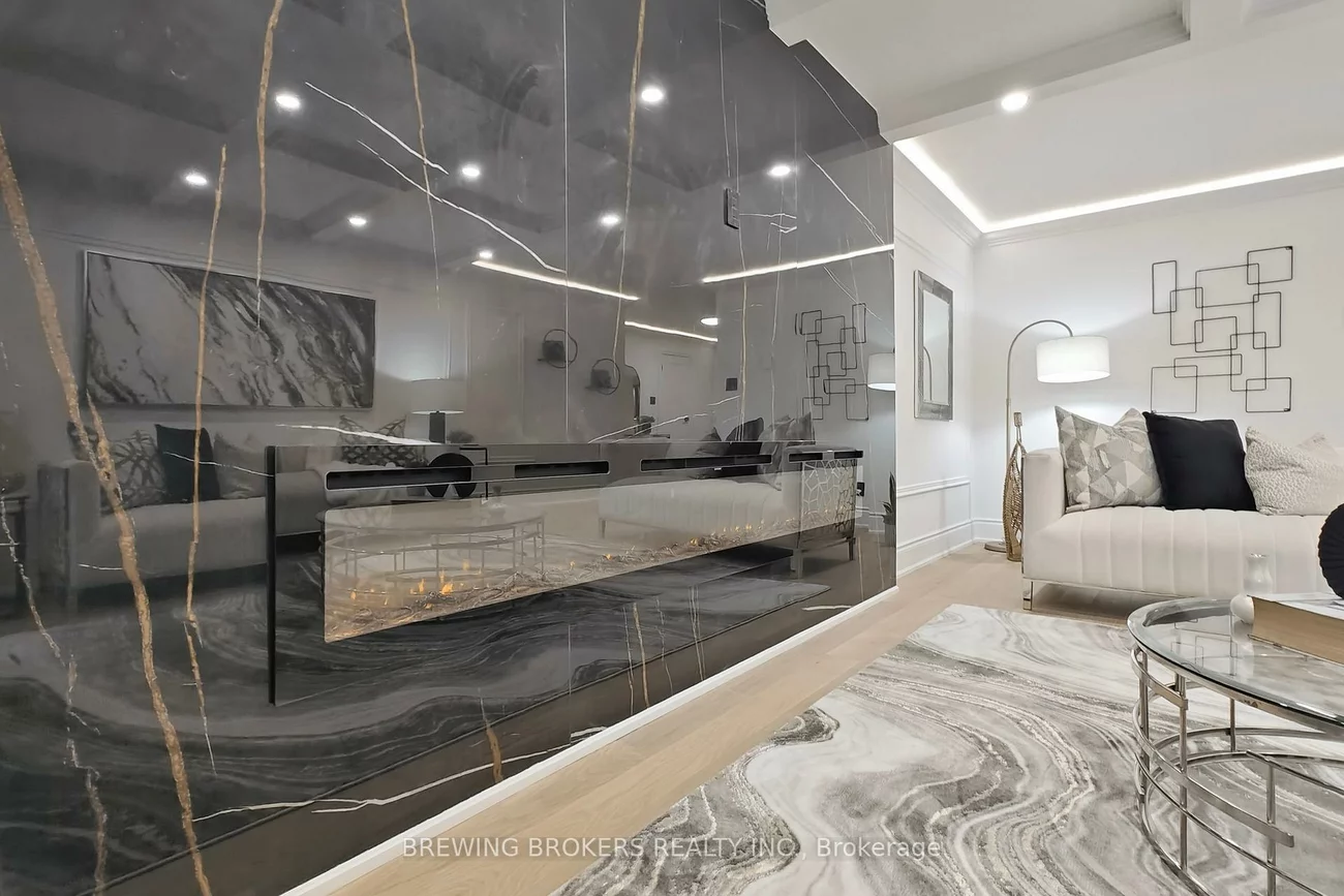 278, Bloor, Rosedale-Moore Park, Toronto