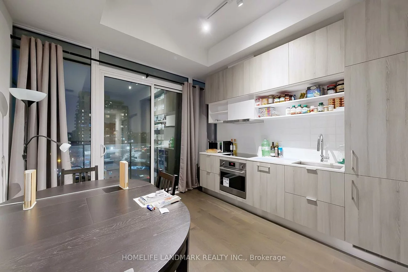 5, SOUDAN, Mount Pleasant West, Toronto