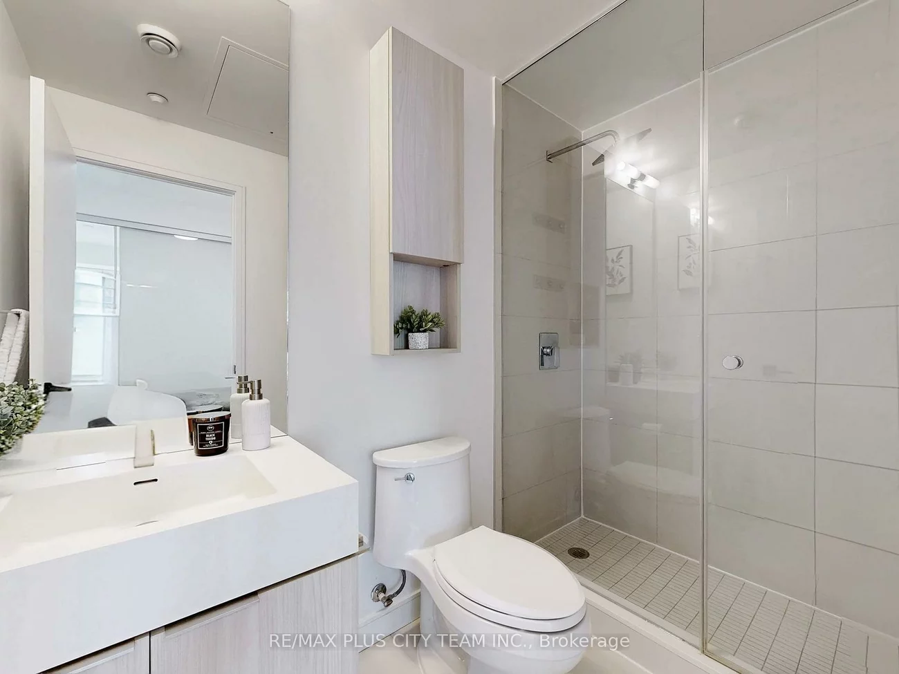 60, Tannery, Waterfront Communities C8, Toronto