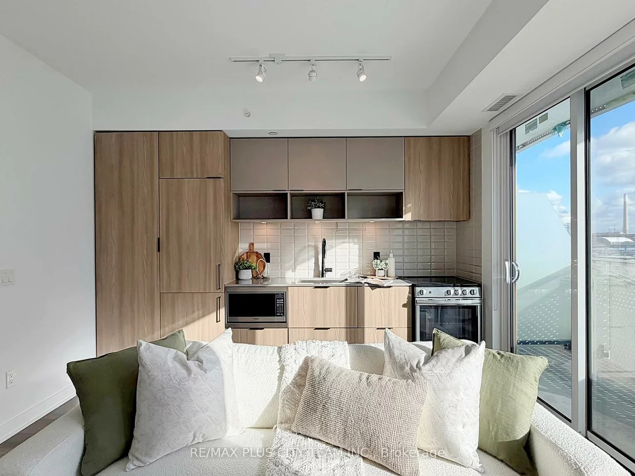 60, Tannery, Waterfront Communities C8, Toronto