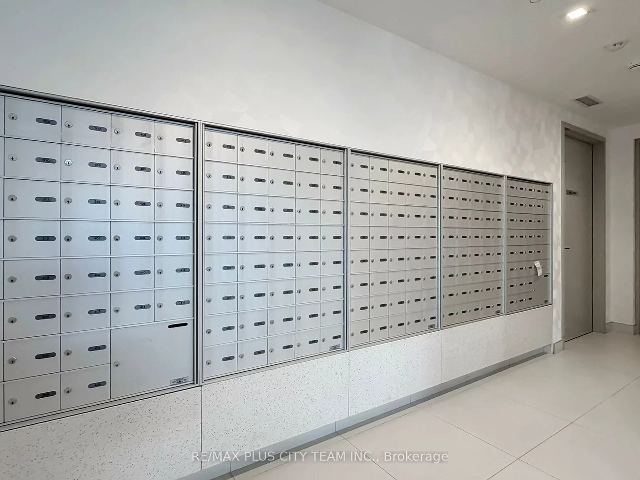 60, Tannery, Waterfront Communities C8, Toronto