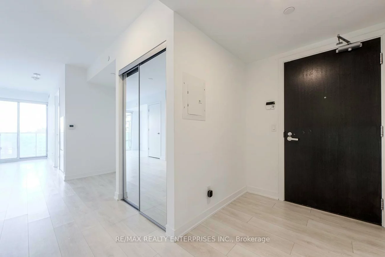 501, Yonge, Church-Yonge Corridor, Toronto