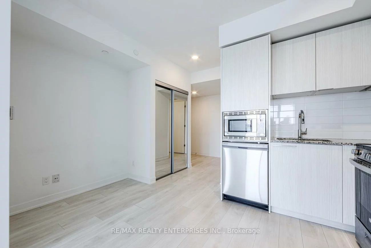 501, Yonge, Church-Yonge Corridor, Toronto