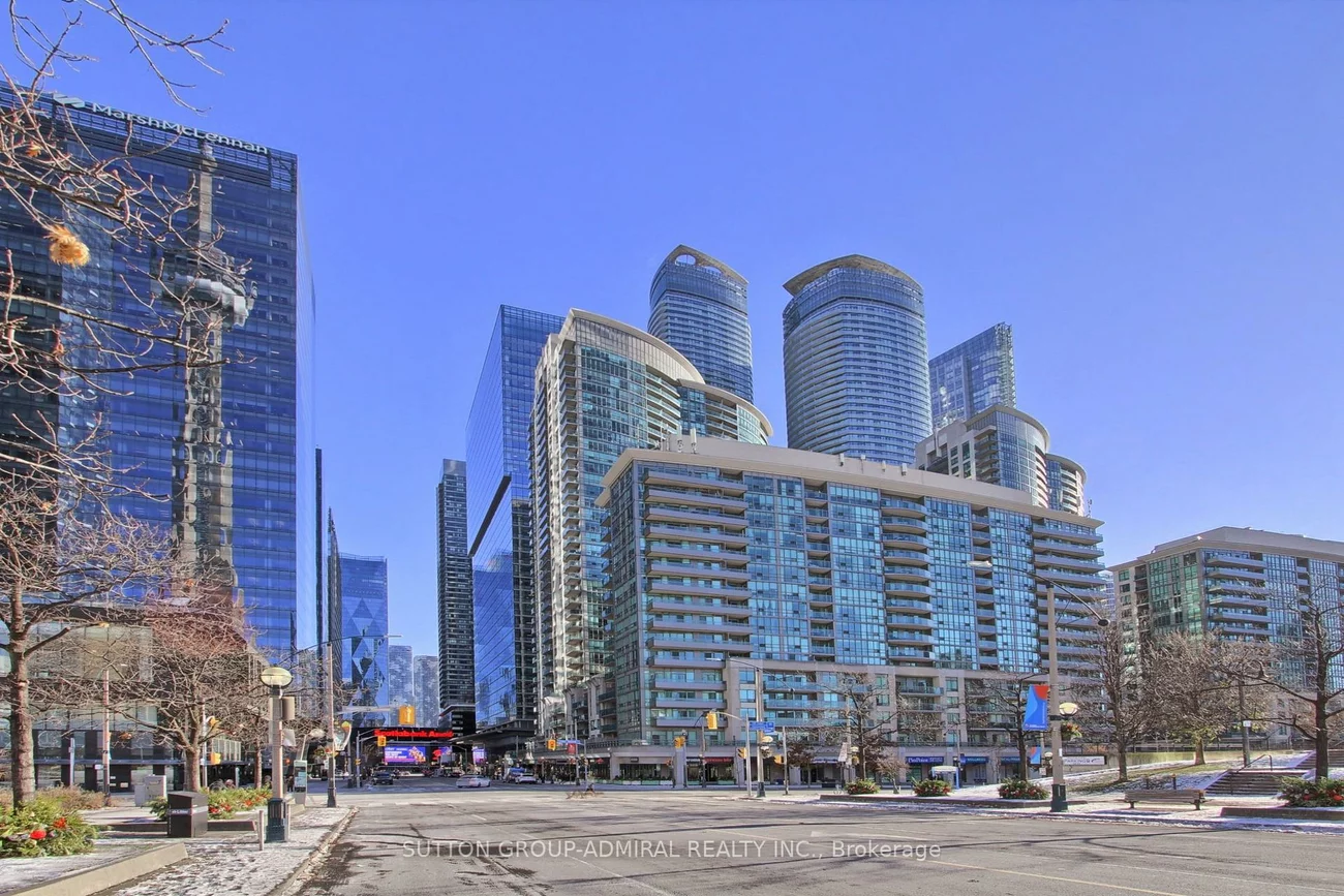 30, Grand Trunk, Waterfront Communities C1, Toronto