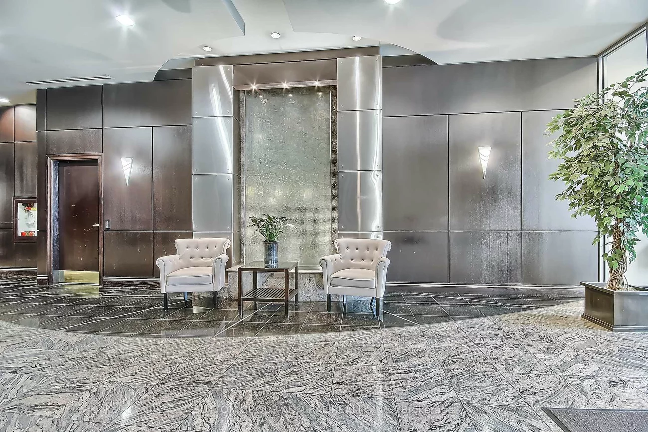 30, Grand Trunk, Waterfront Communities C1, Toronto