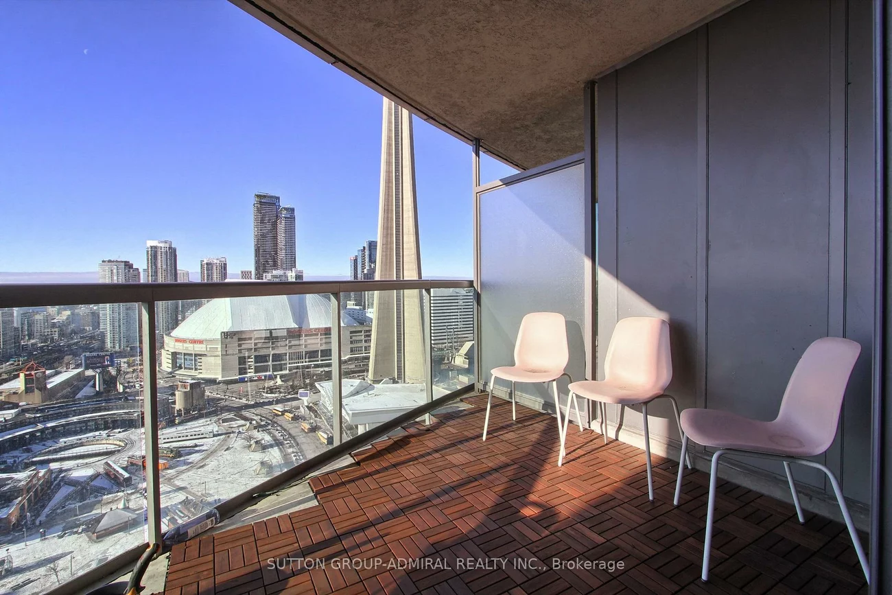 30, Grand Trunk, Waterfront Communities C1, Toronto