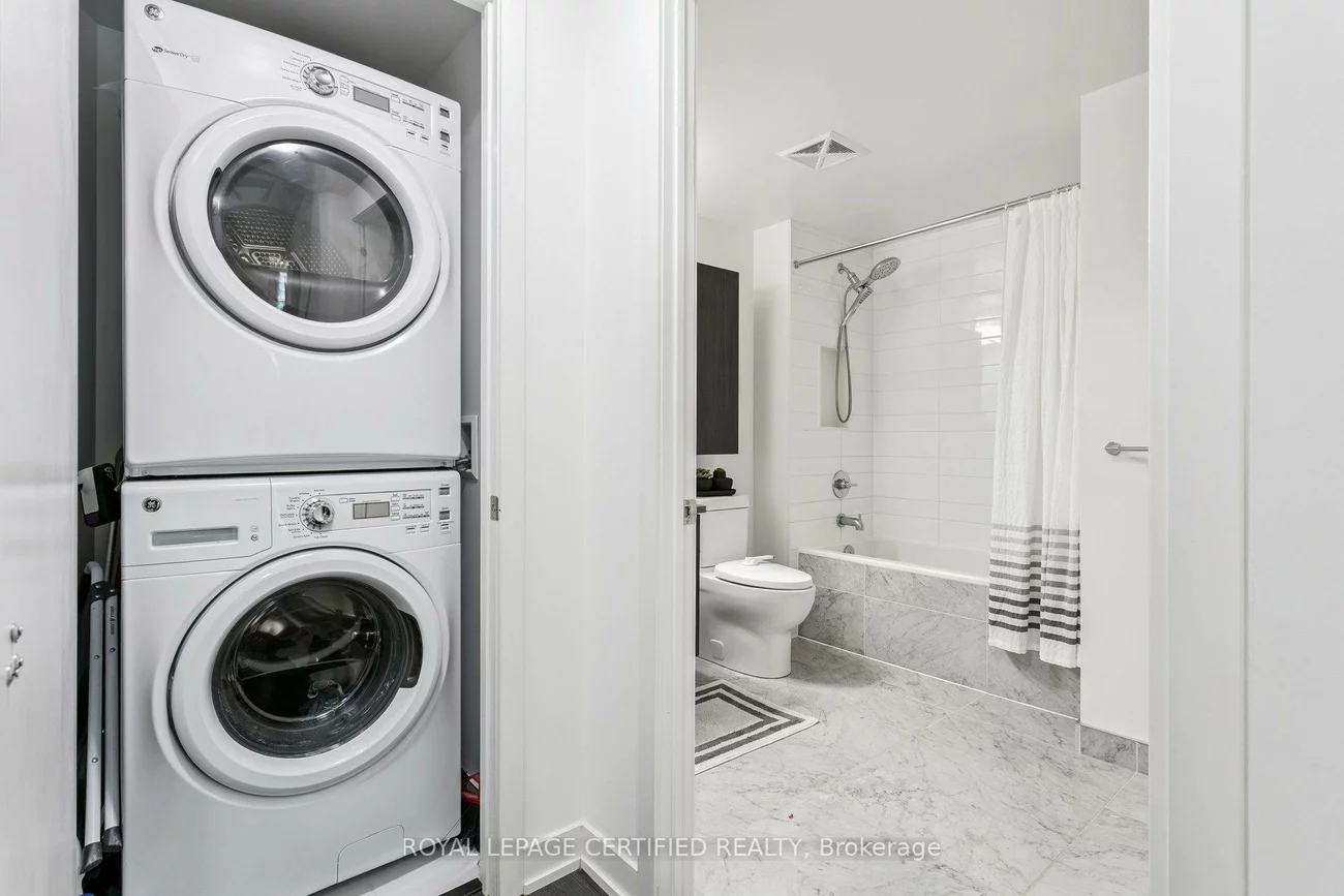 38, Iannuzzi, Waterfront Communities C1, Toronto