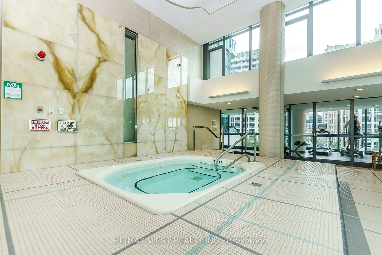 209, Fort York, Niagara, Toronto