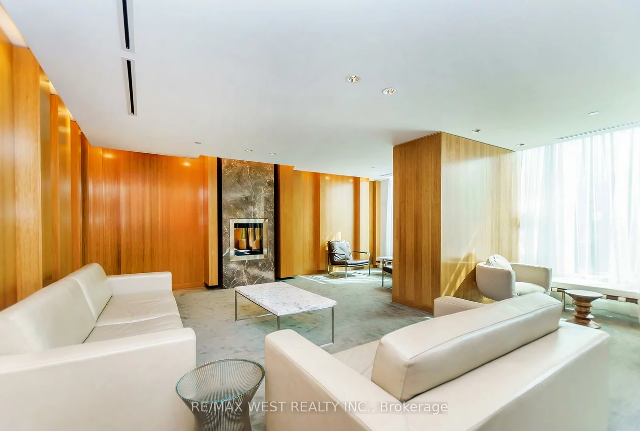 209, Fort York, Niagara, Toronto