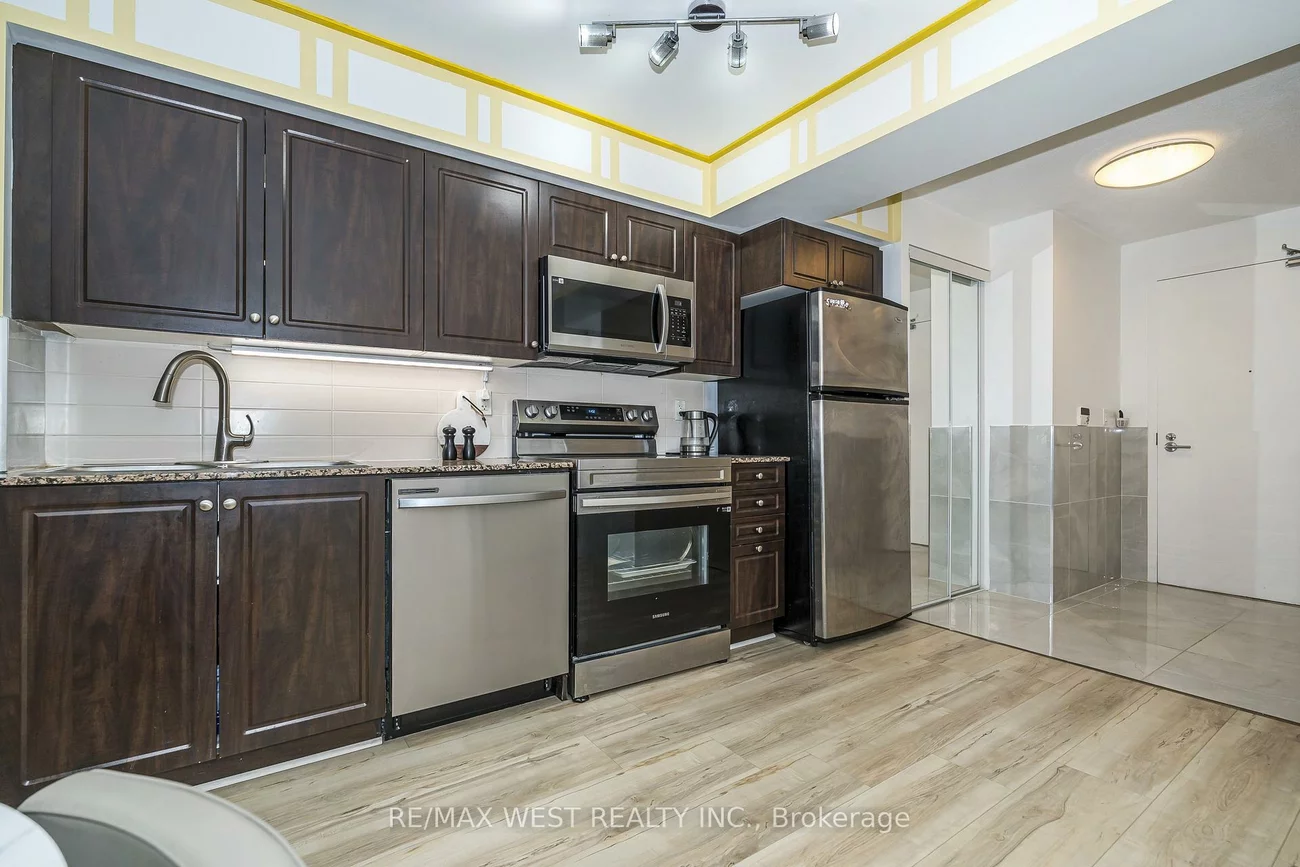 209, Fort York, Niagara, Toronto