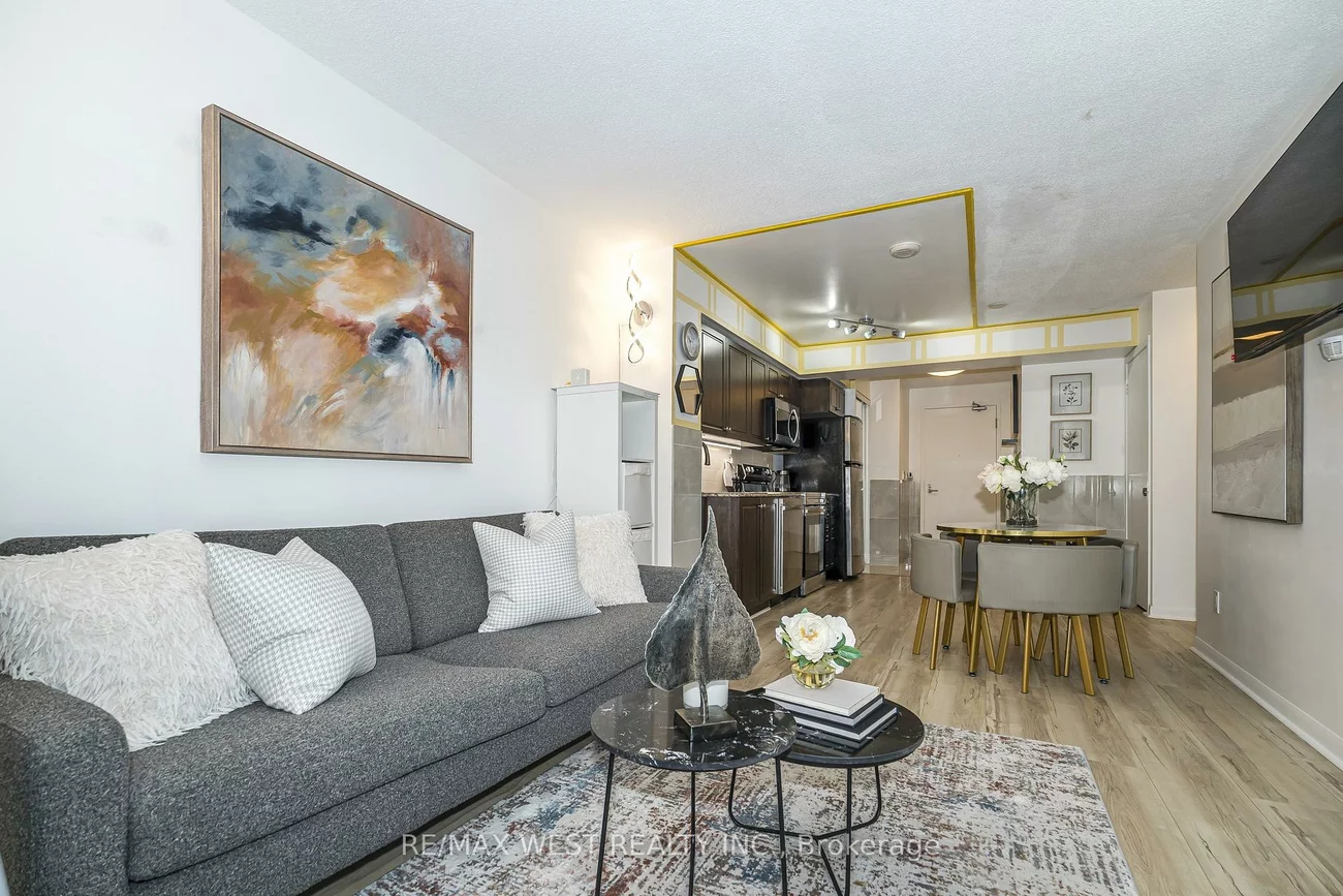 209, Fort York, Niagara, Toronto