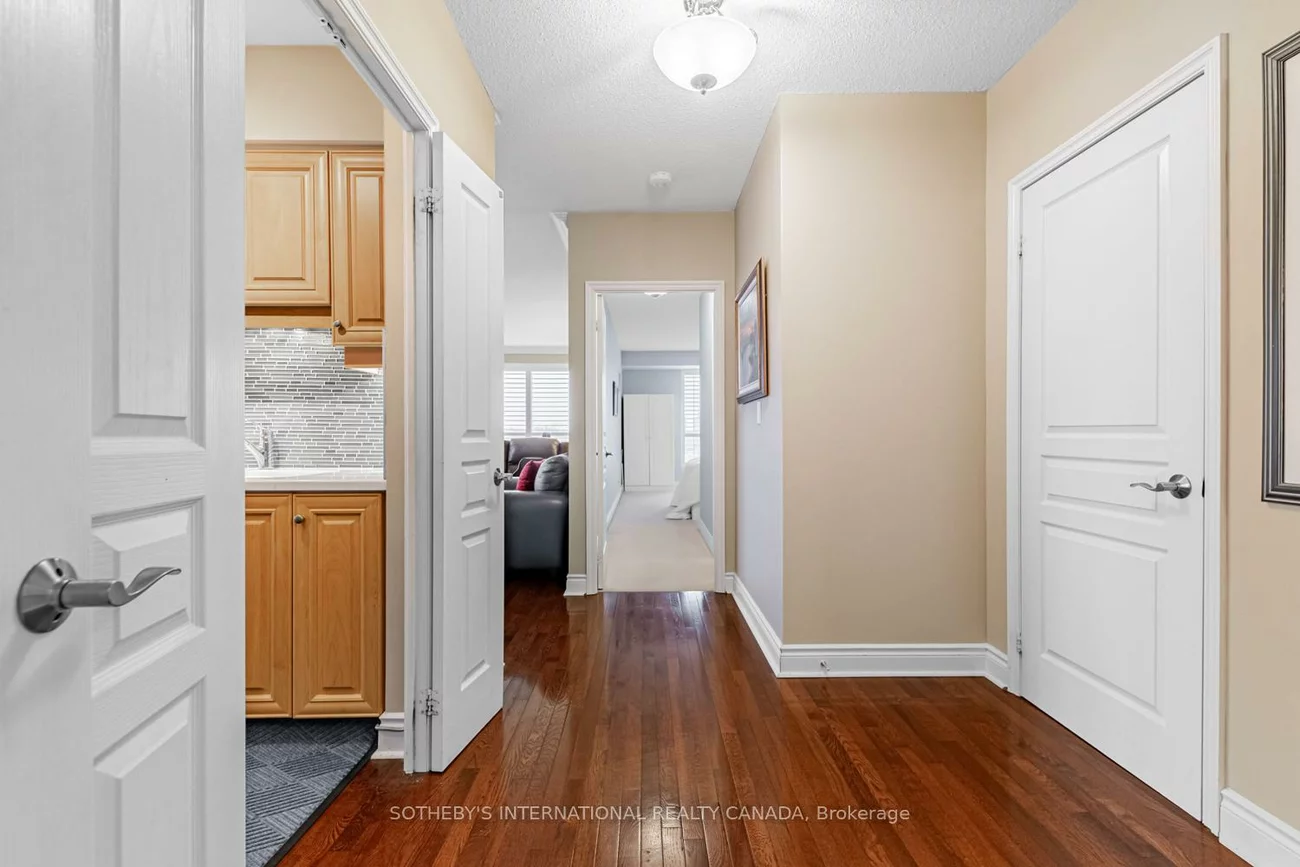 10, Delisle, Yonge-St. Clair, Toronto