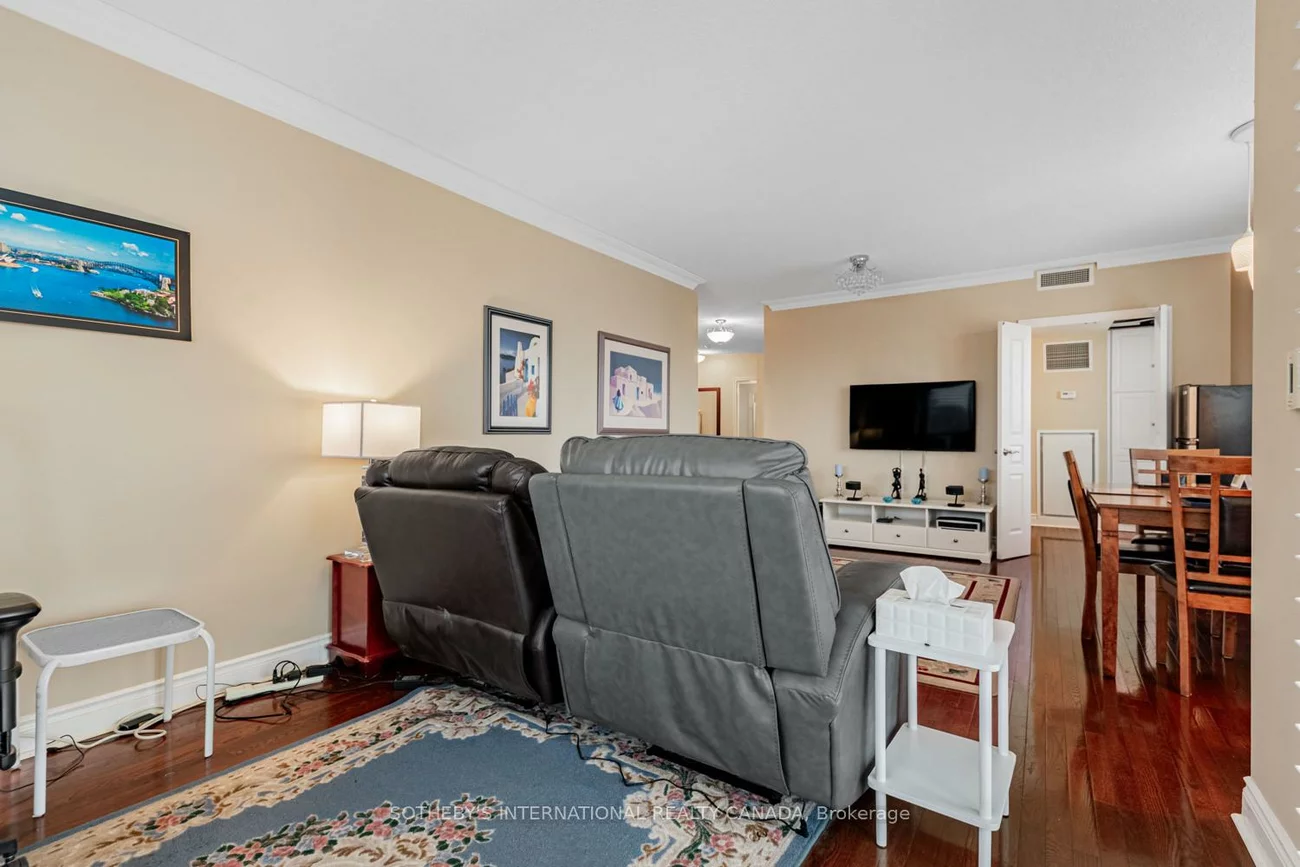 10, Delisle, Yonge-St. Clair, Toronto