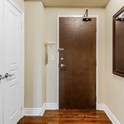 10, Delisle, Yonge-St. Clair, Toronto