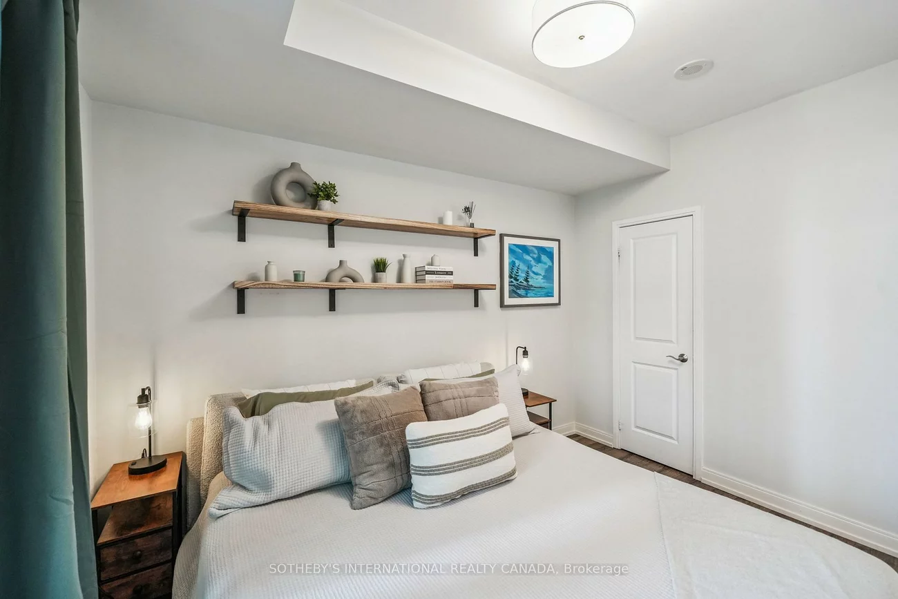 88, Broadway, Mount Pleasant West, Toronto