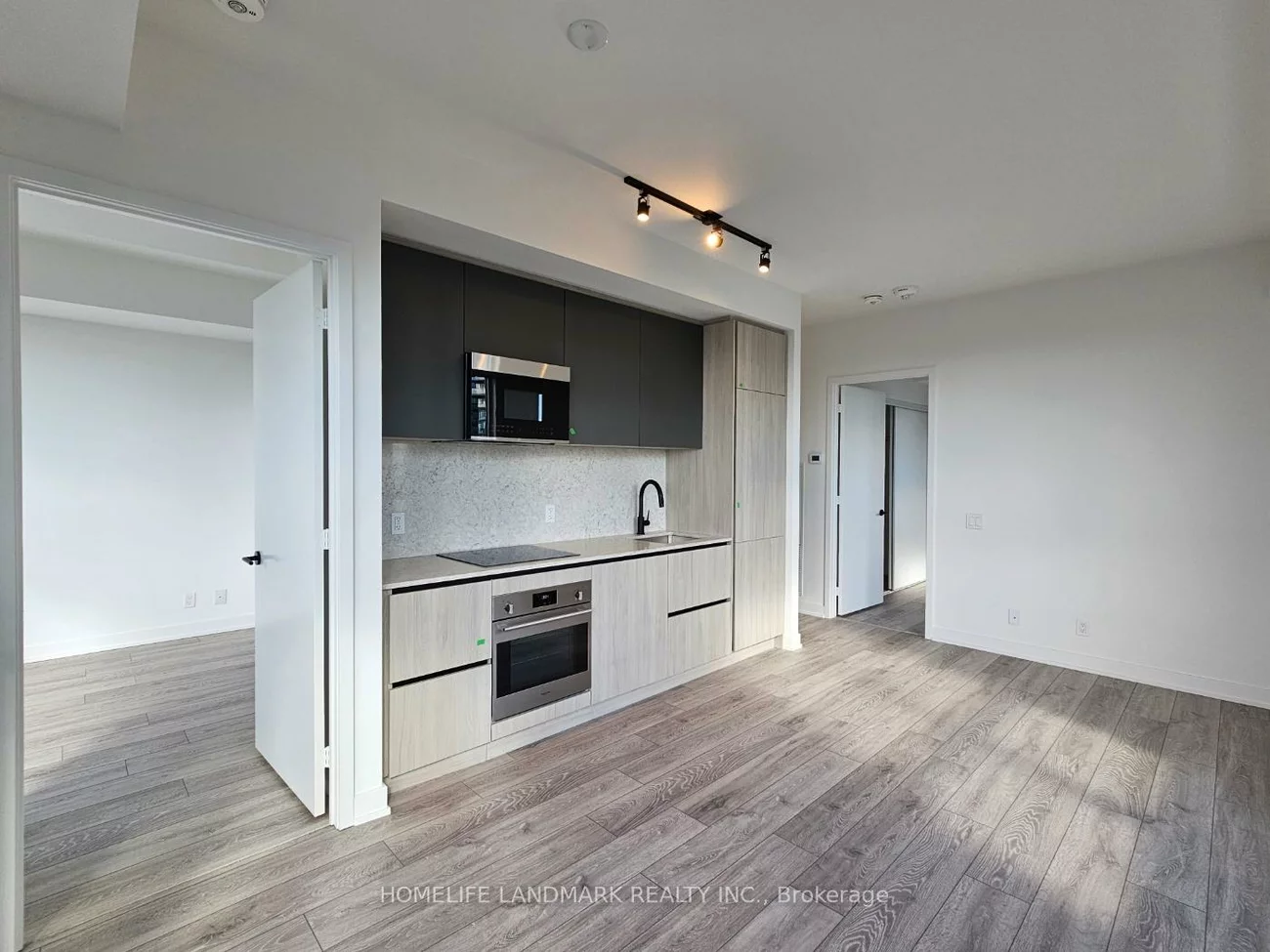 108, PETER, Waterfront Communities C1, Toronto