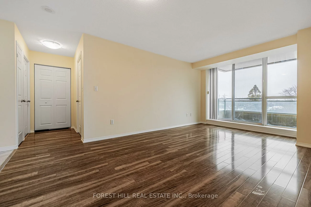 39, Pemberton, Willowdale East, Toronto