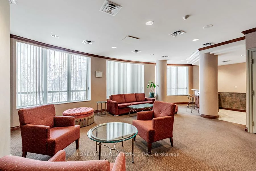 39, Pemberton, Willowdale East, Toronto