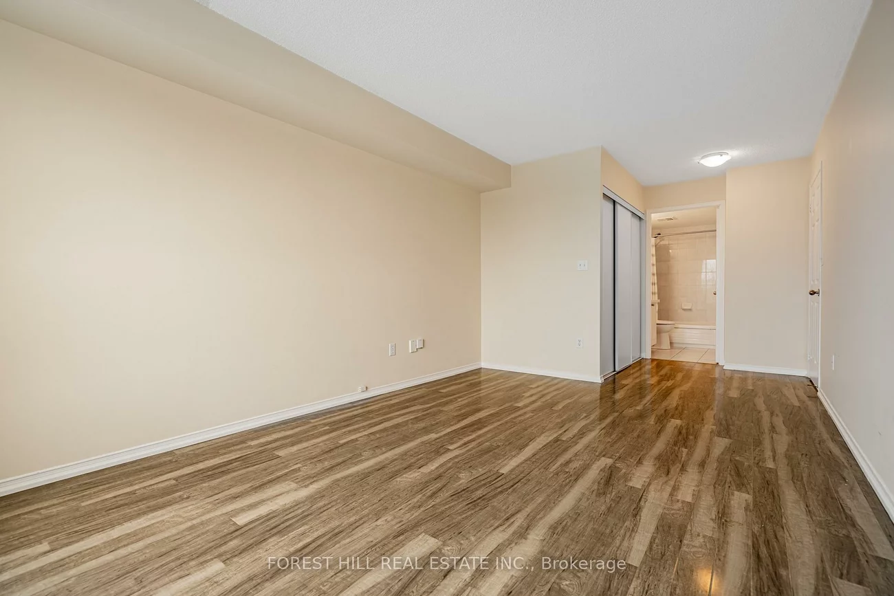 39, Pemberton, Willowdale East, Toronto