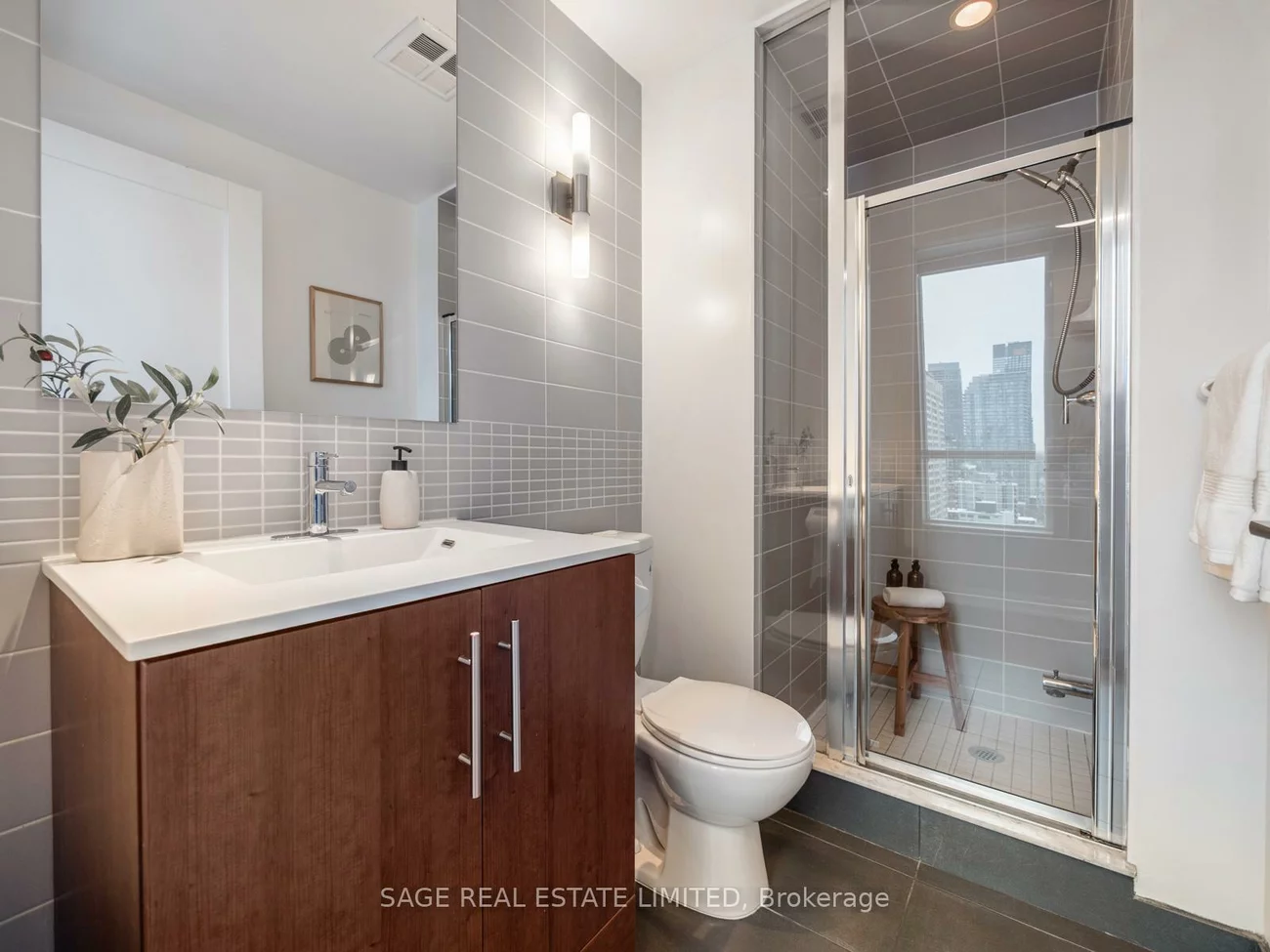 120, Homewood, North St. James Town, Toronto