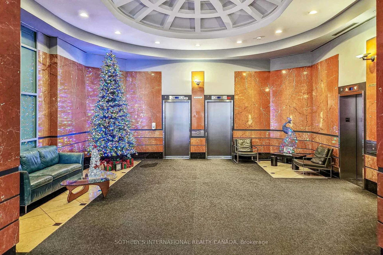 10, Queens, Waterfront Communities C1, Toronto