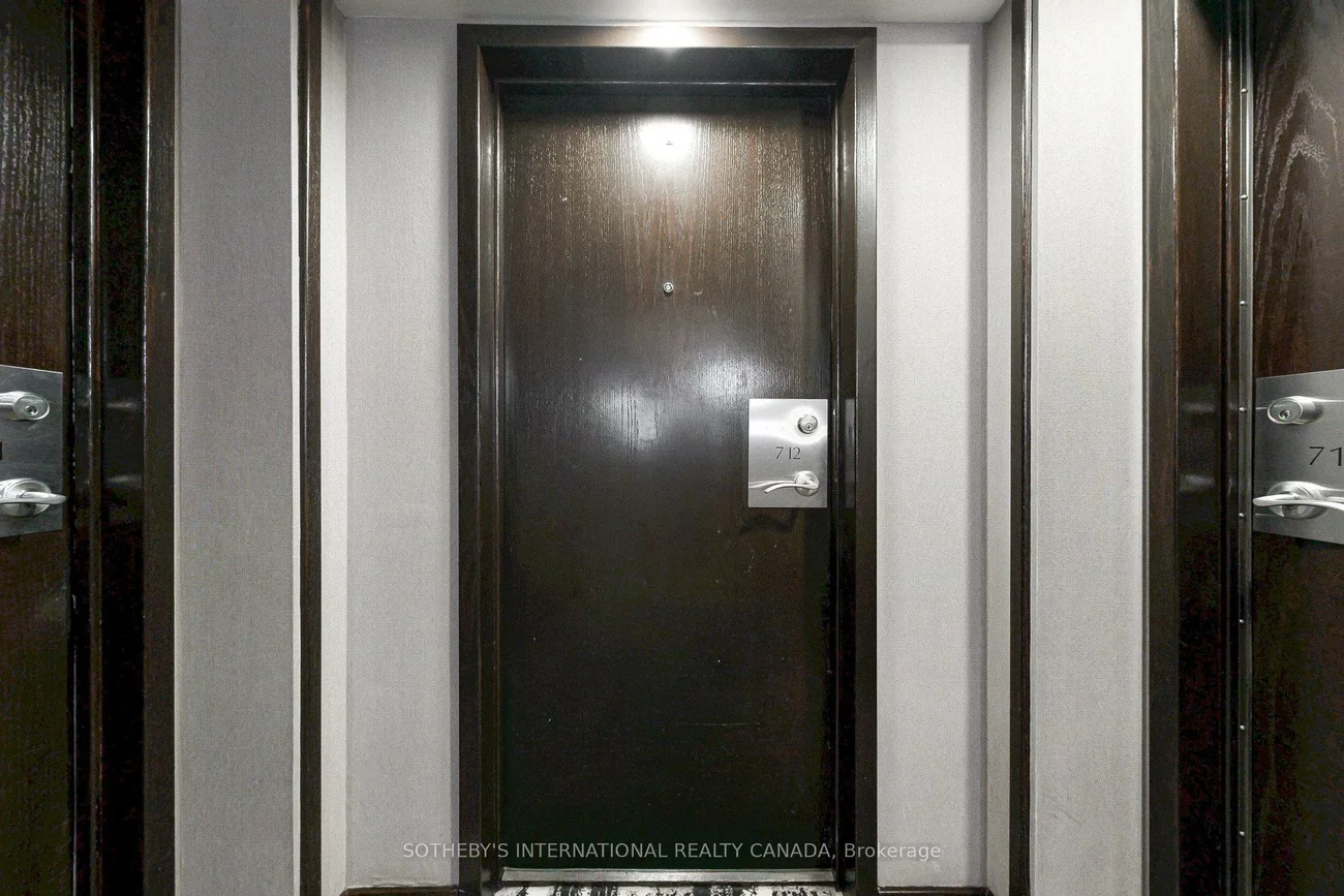 10, Queens, Waterfront Communities C1, Toronto