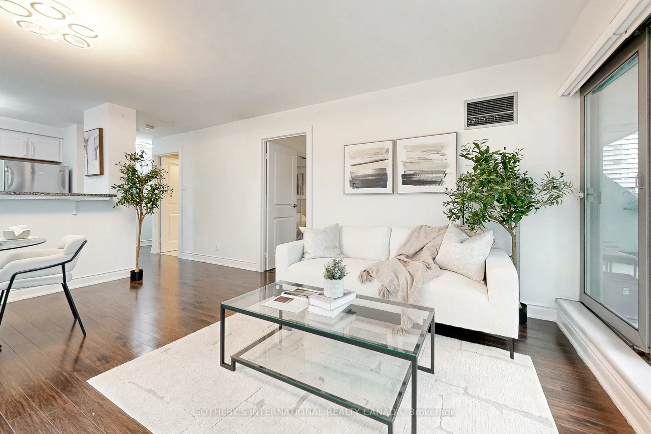 10, Queens, Waterfront Communities C1, Toronto