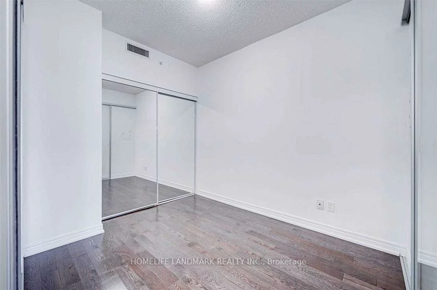 23, Glebe, Yonge-Eglinton, Toronto