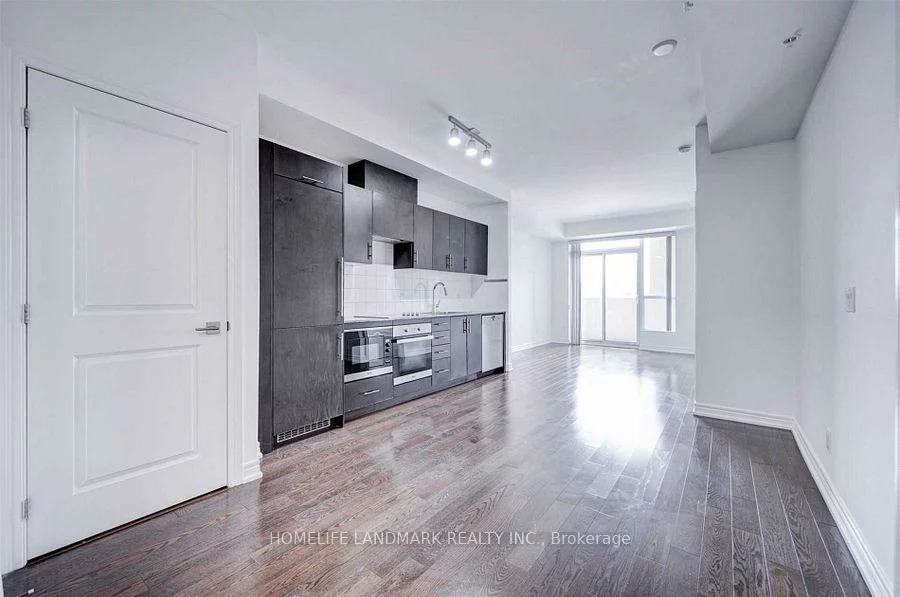 23, Glebe, Yonge-Eglinton, Toronto