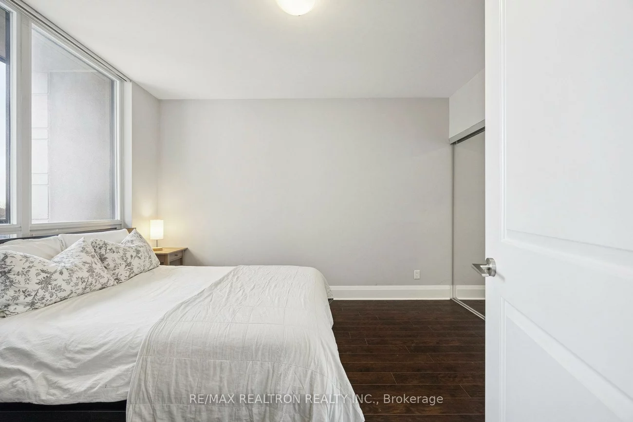 100, Harrison Garden, Willowdale East, Toronto