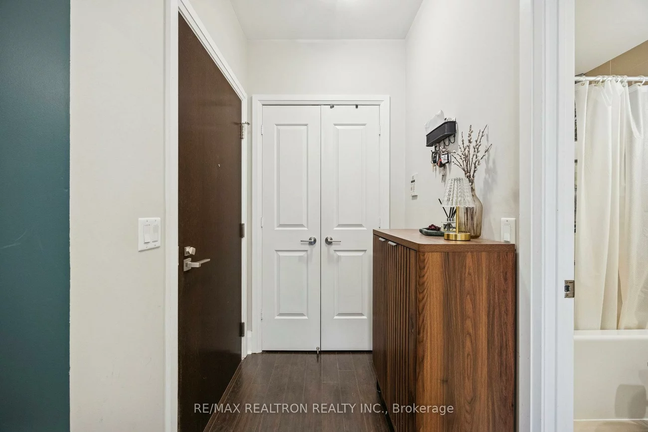 100, Harrison Garden, Willowdale East, Toronto