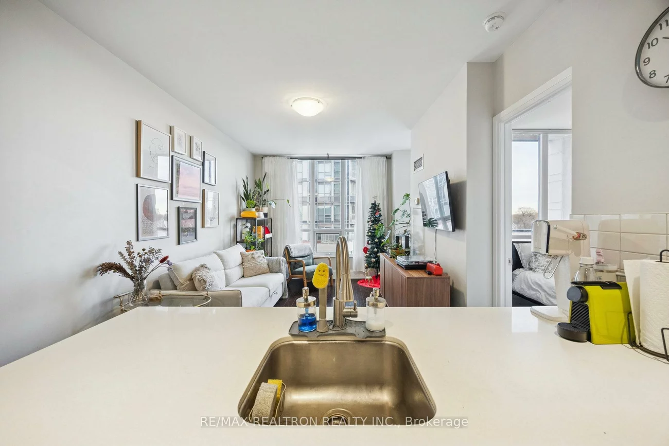 100, Harrison Garden, Willowdale East, Toronto