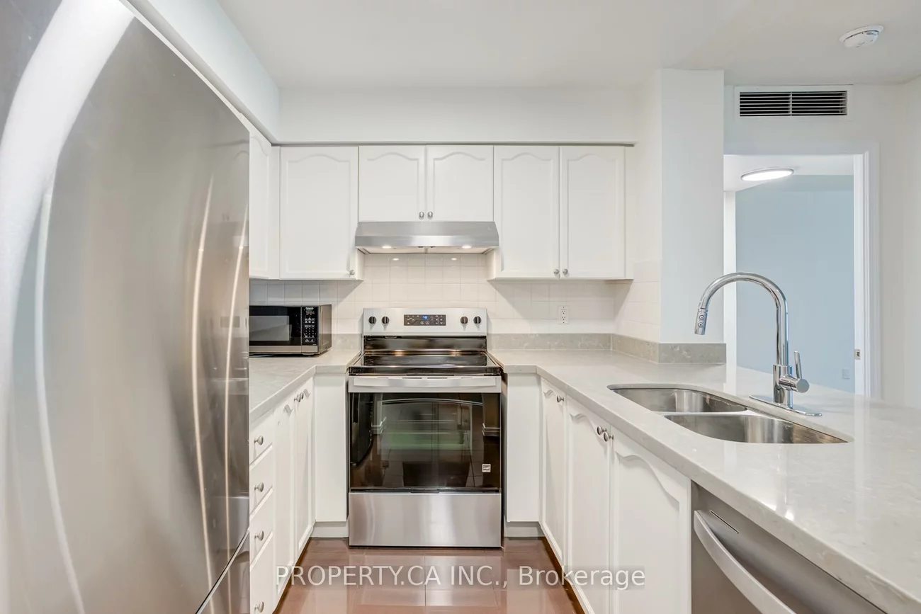 8, Hillcrest, Willowdale East, Toronto