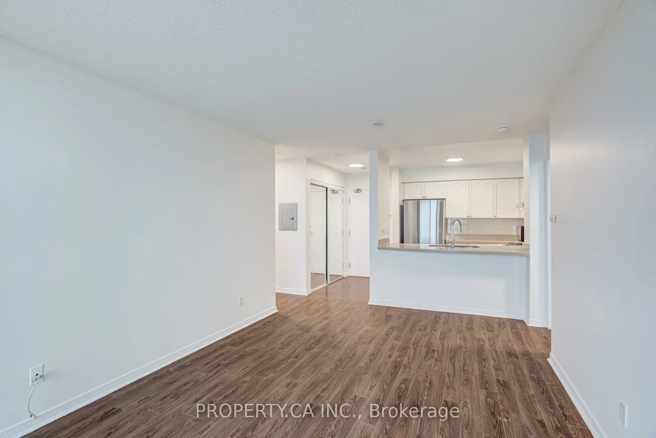 8, Hillcrest, Willowdale East, Toronto