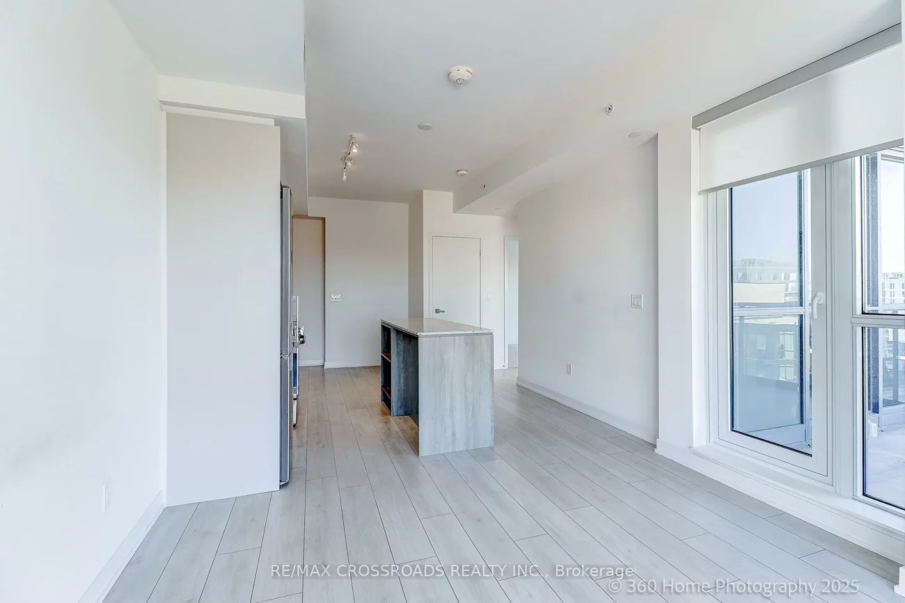 31, Tippett, Clanton Park, Toronto