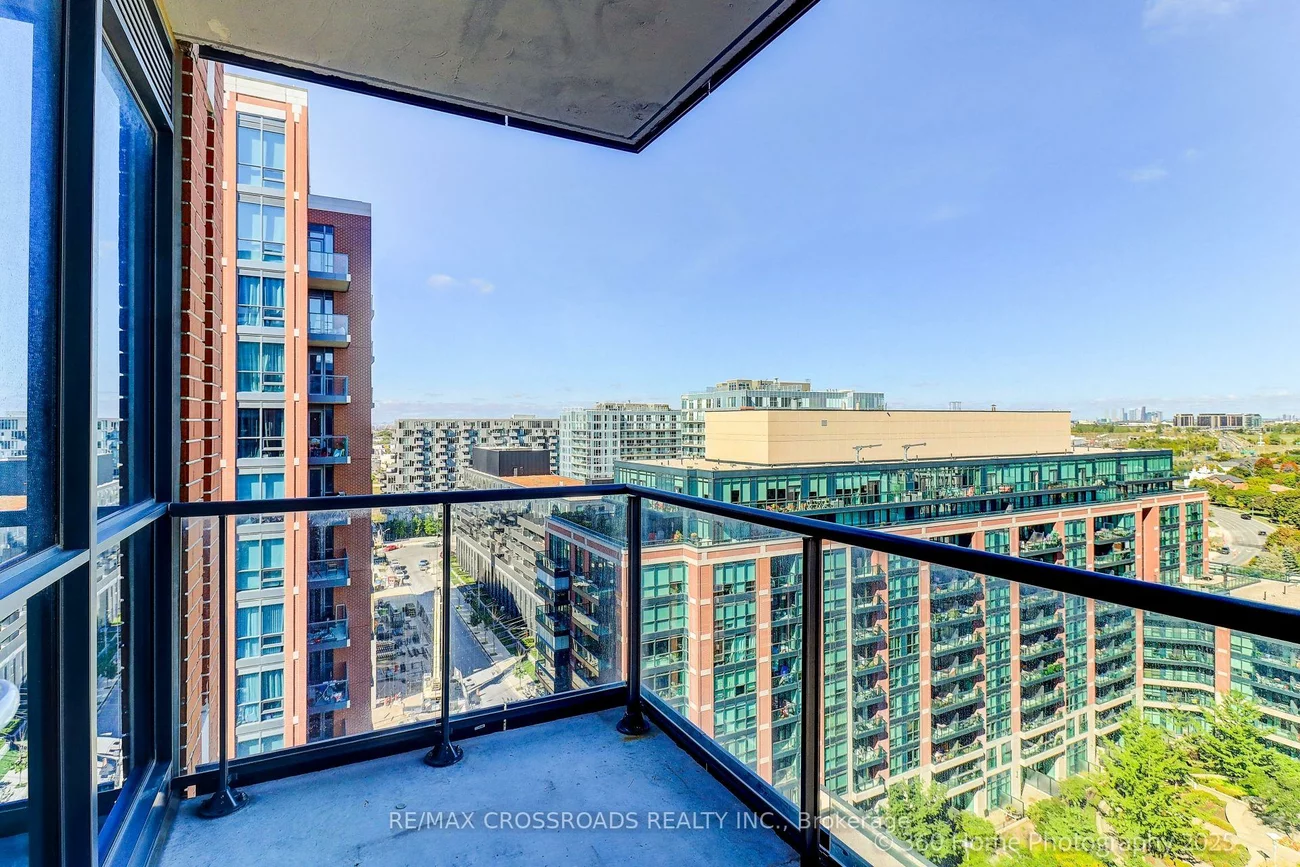 31, Tippett, Clanton Park, Toronto