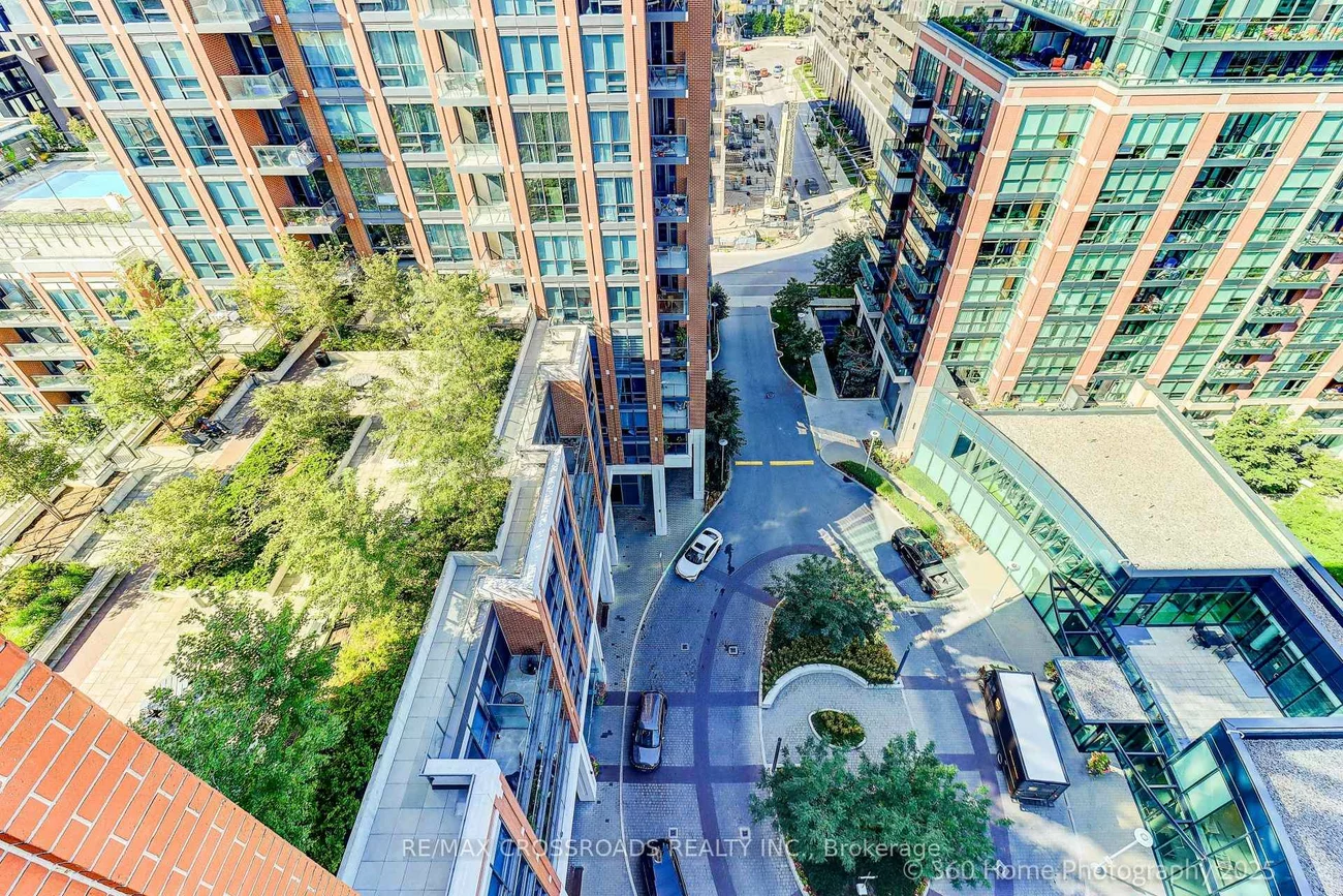 31, Tippett, Clanton Park, Toronto