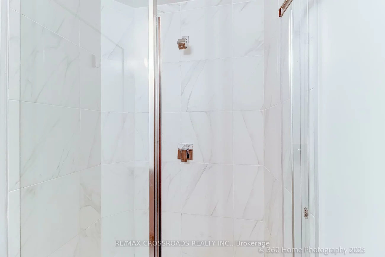 31, Tippett, Clanton Park, Toronto