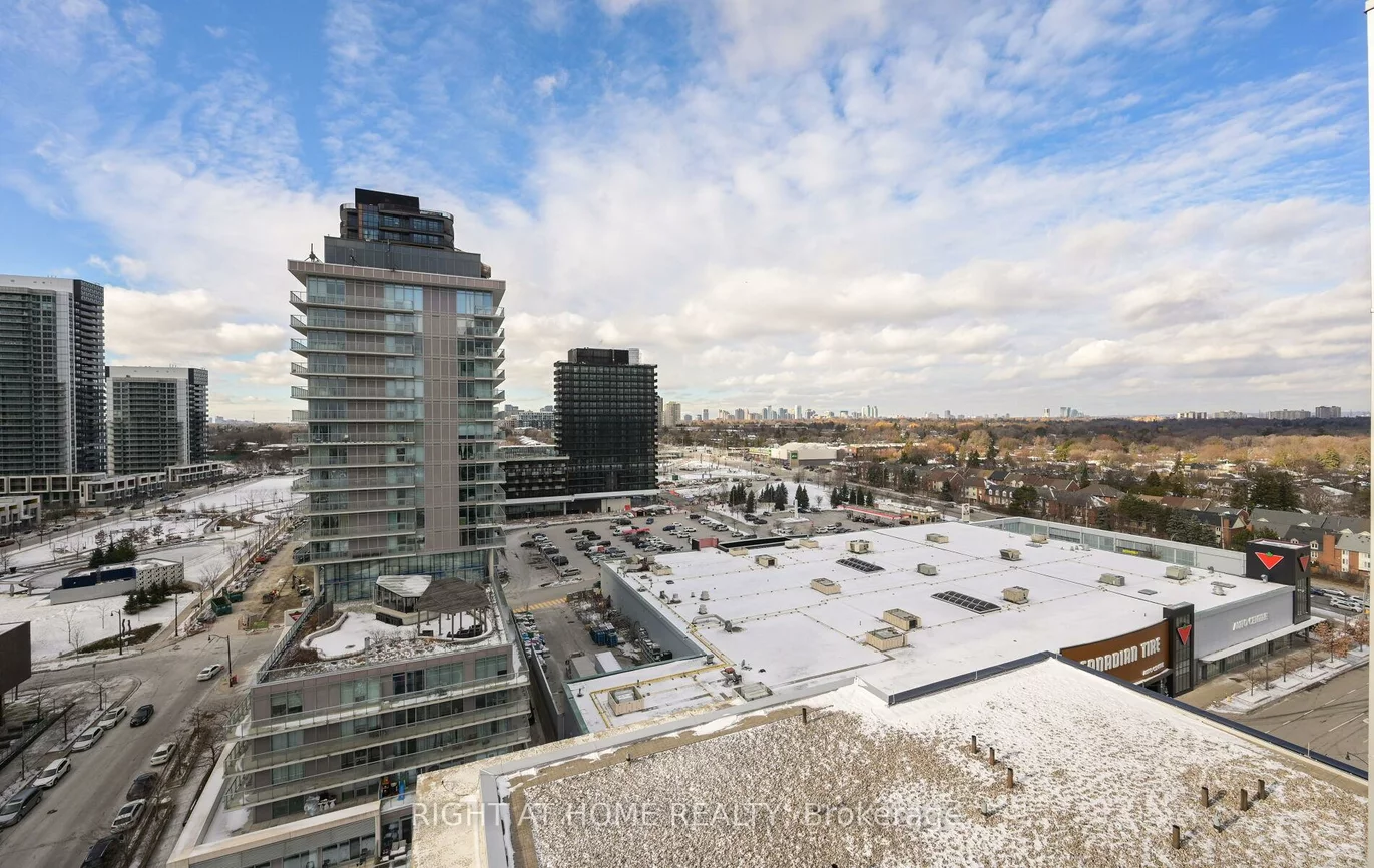 19, Singer, Bayview Village, Toronto