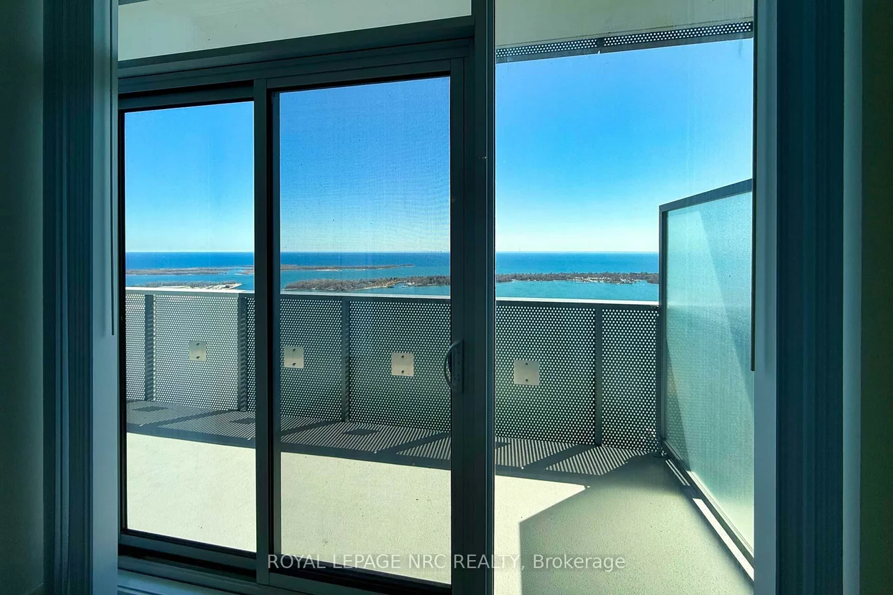 138, Downes, Waterfront Communities C8, Toronto