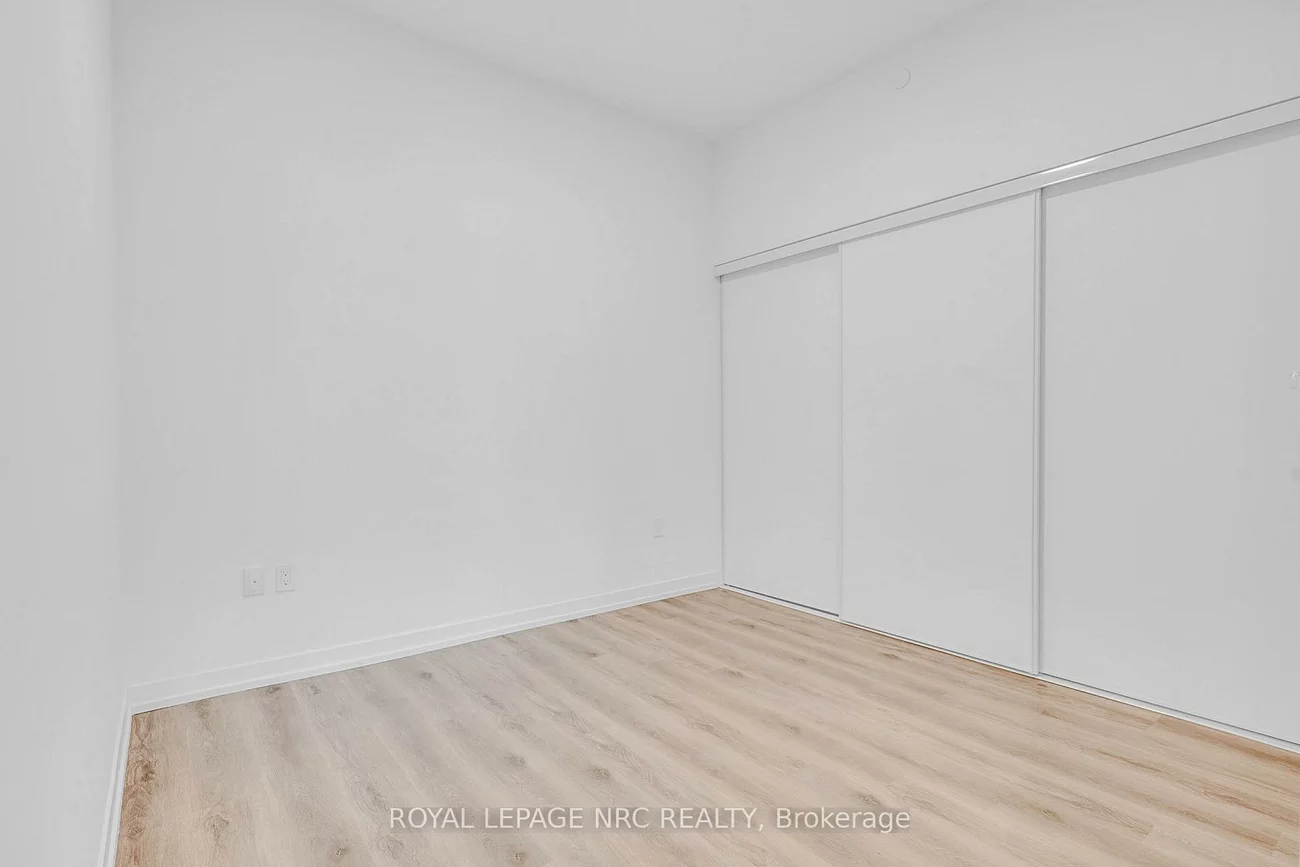 138, Downes, Waterfront Communities C8, Toronto