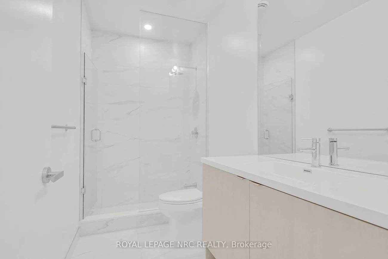 138, Downes, Waterfront Communities C8, Toronto