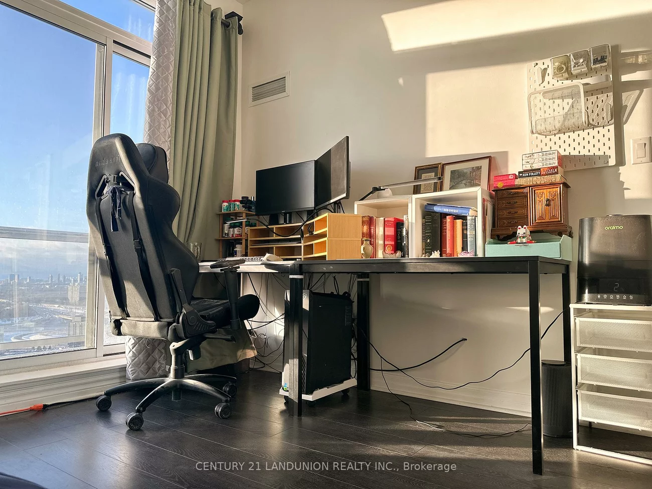 30, Heron's Hill, Henry Farm, Toronto