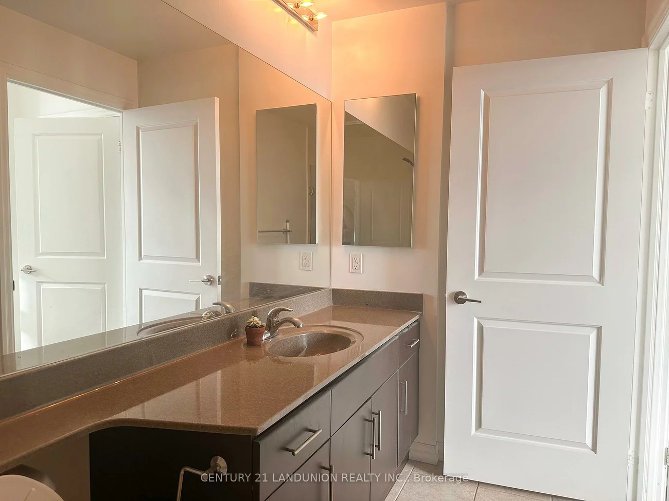 30, Heron's Hill, Henry Farm, Toronto