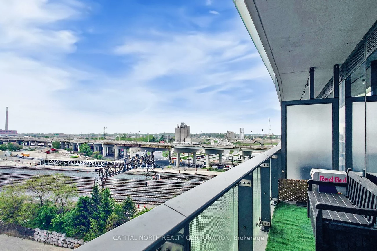 70, Distillery, Waterfront Communities C8, Toronto