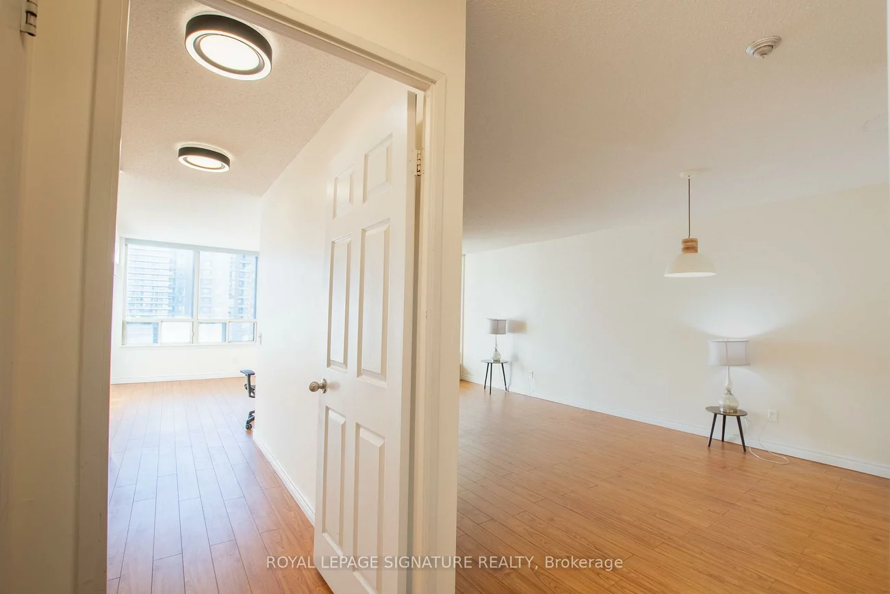 7, Bishop, Newtonbrook East, Toronto