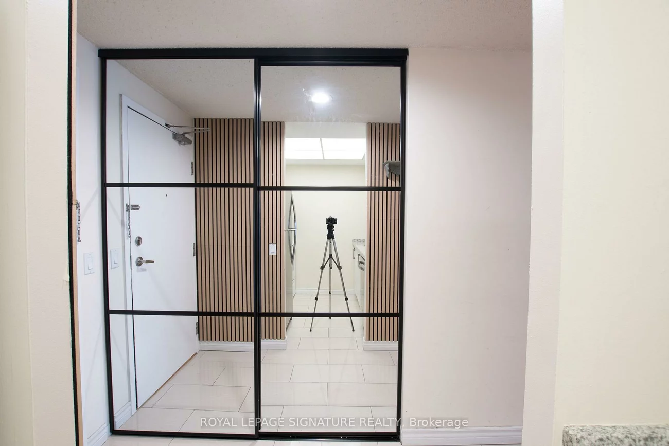 7, Bishop, Newtonbrook East, Toronto