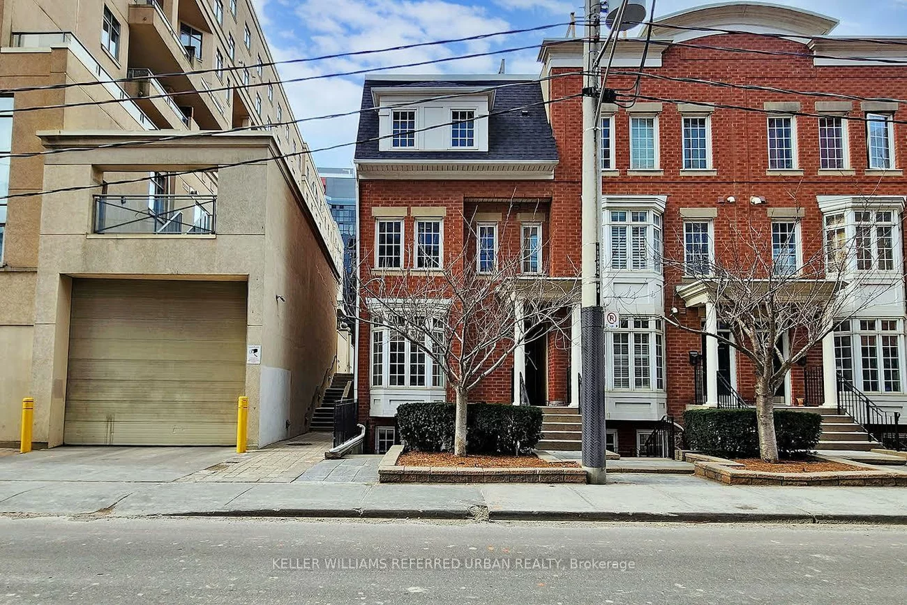 4A, Portland, Waterfront Communities C1, Toronto