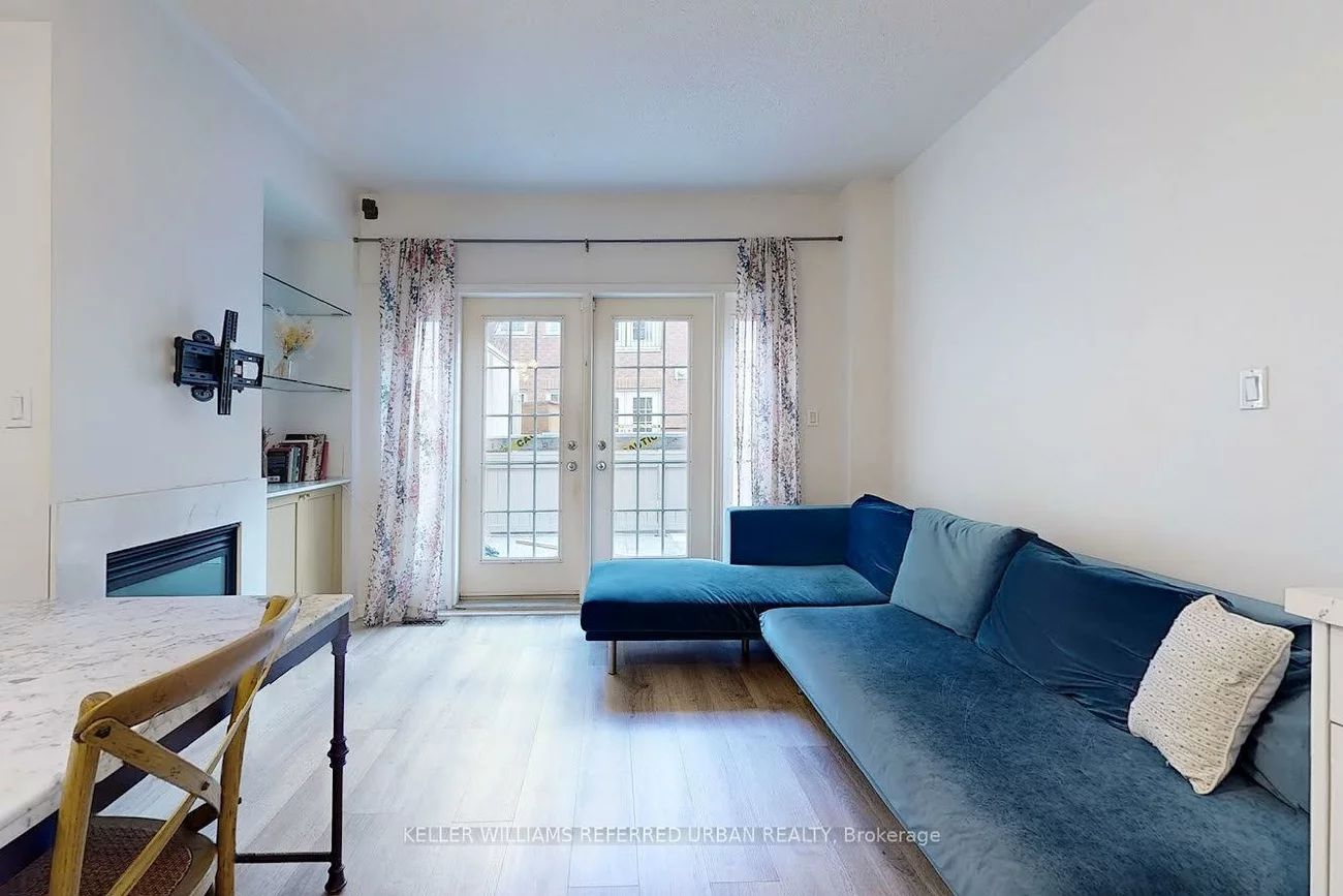 4A, Portland, Waterfront Communities C1, Toronto