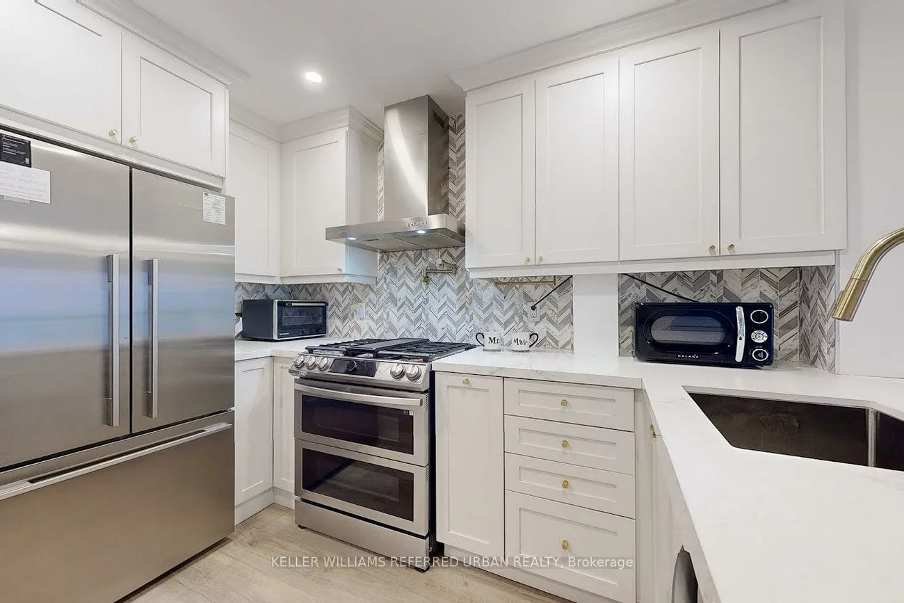 4A, Portland, Waterfront Communities C1, Toronto